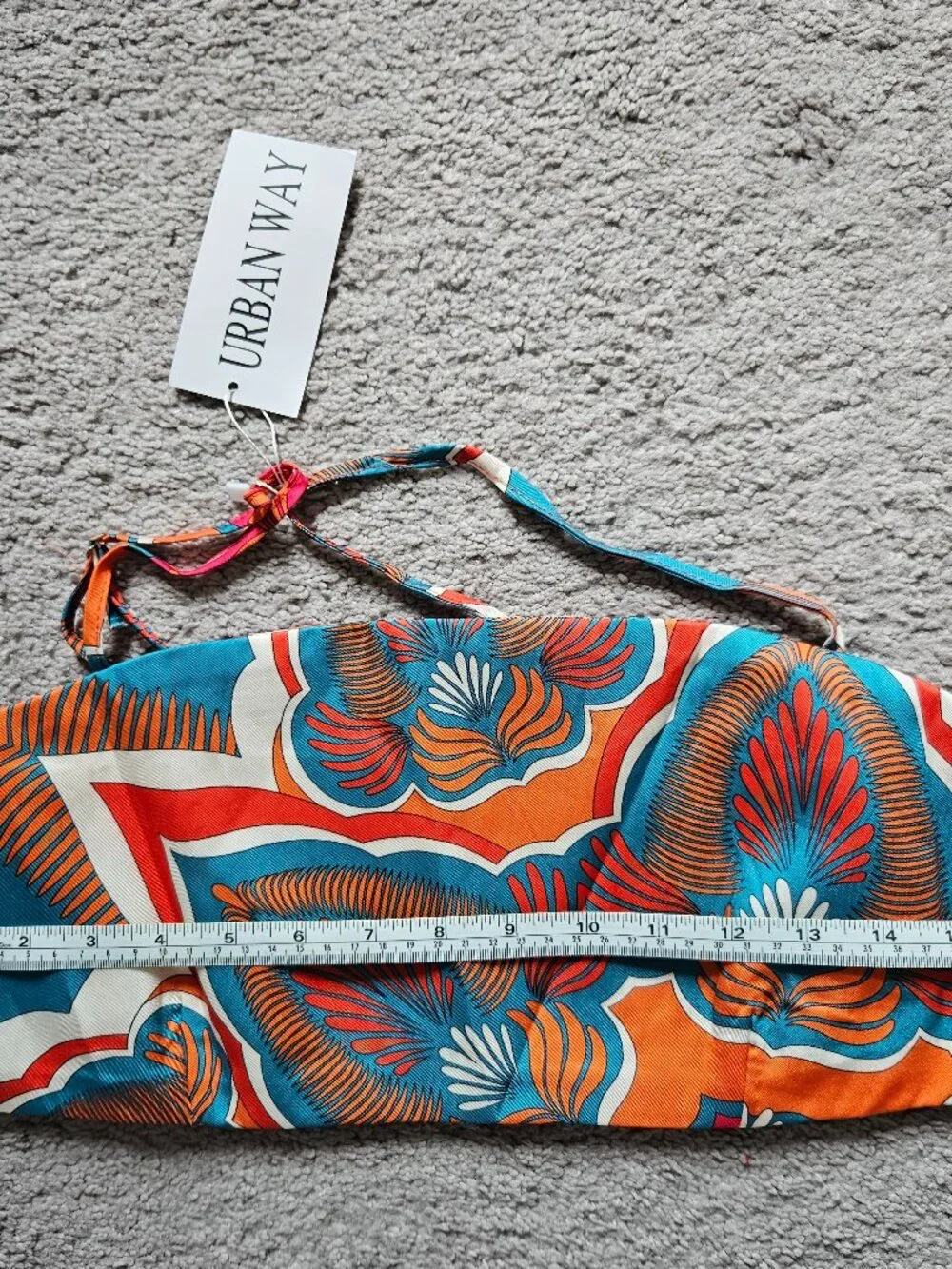 Urban Way Tropical Print Crop Top NWT — Smocked Sides / Criss Cross Back - Picture 1 of 4